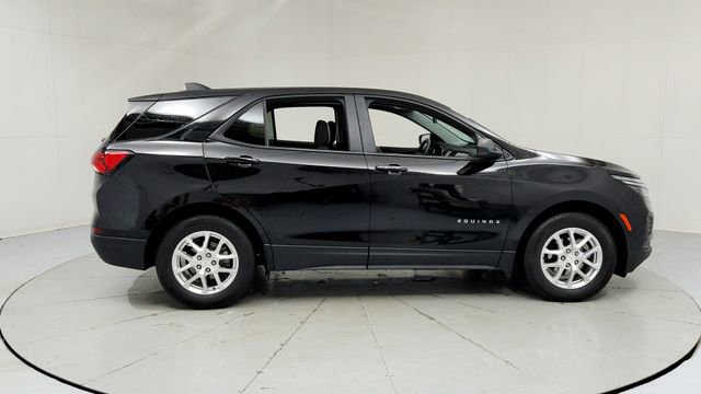 Used 2024 Chevrolet Equinox LS w/ LS Convenience Package image 6