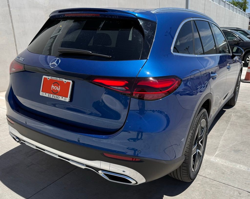 Used 2026 Mercedes-Benz GLC 300 image 10
