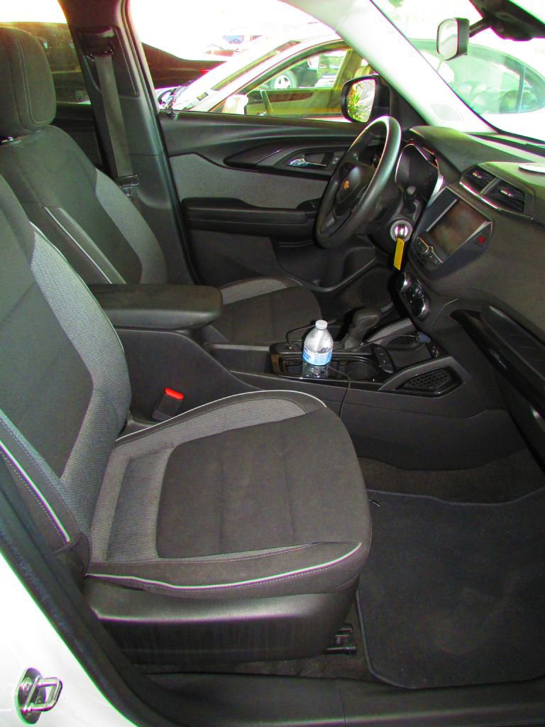 Used 2022 Chevrolet TrailBlazer LS image 18