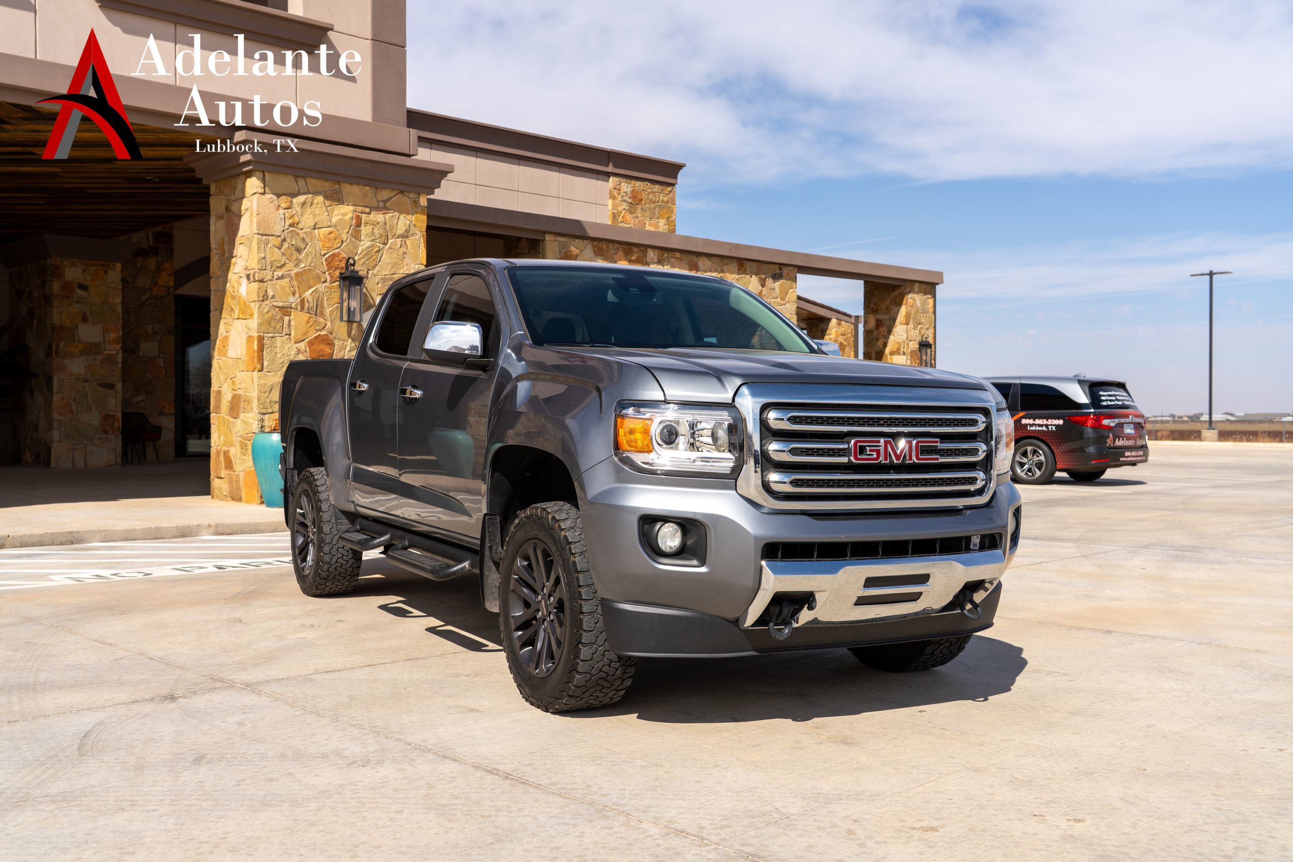 Used 2018 GMC Canyon SLT w/ Driver Alert Package image 2