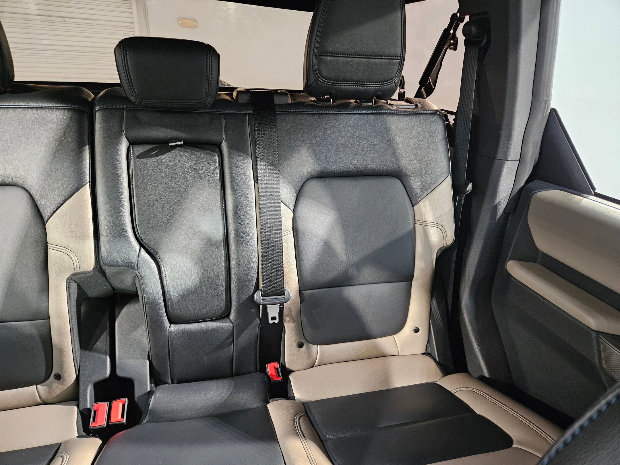 Used 2022 Ford Bronco Wildtrak image 14