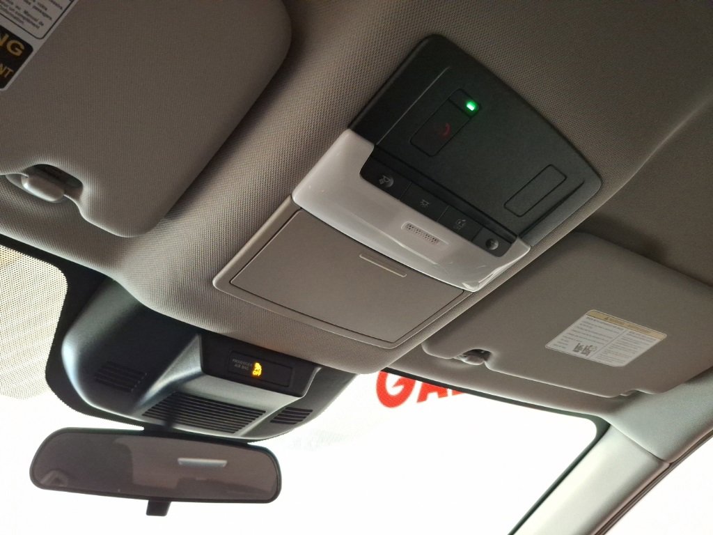 Used 2023 Nissan Rogue SV image 25