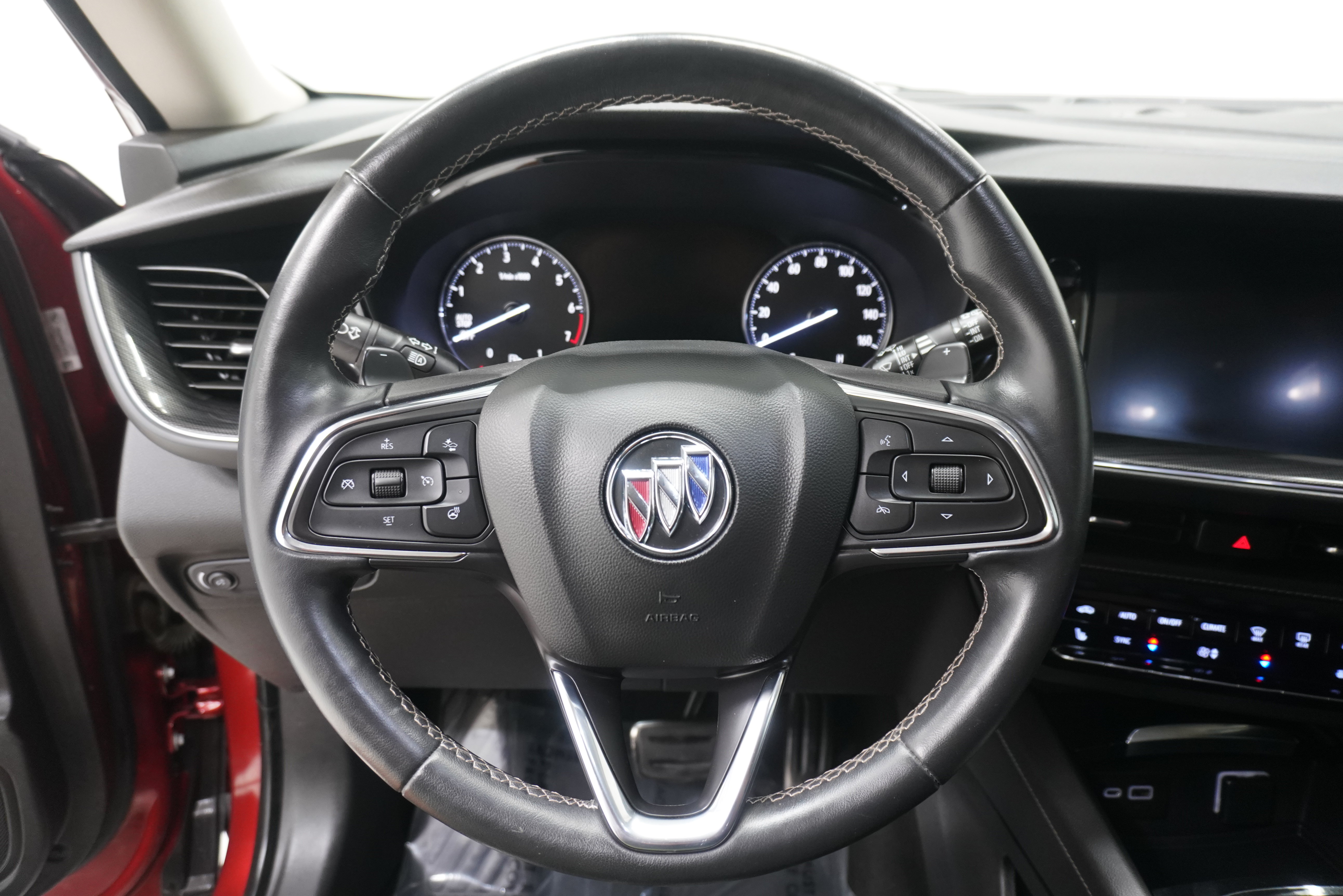 Used 2022 Buick Envision Essence w/ Sport Touring Package FWD image 17