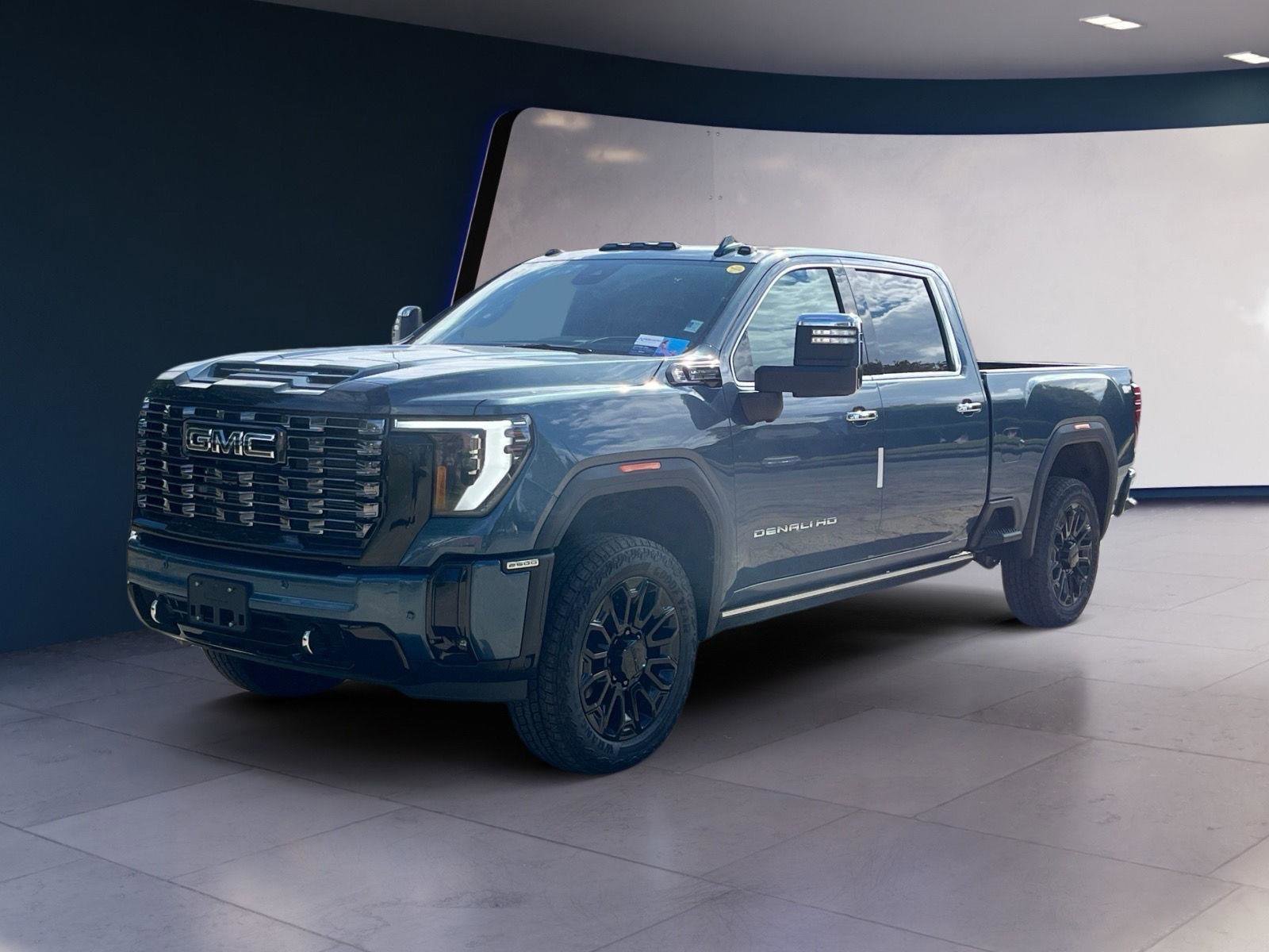 New 2025 GMC Sierra 2500 Denali Ultimate w/ Snow Plow Prep/Camper Package