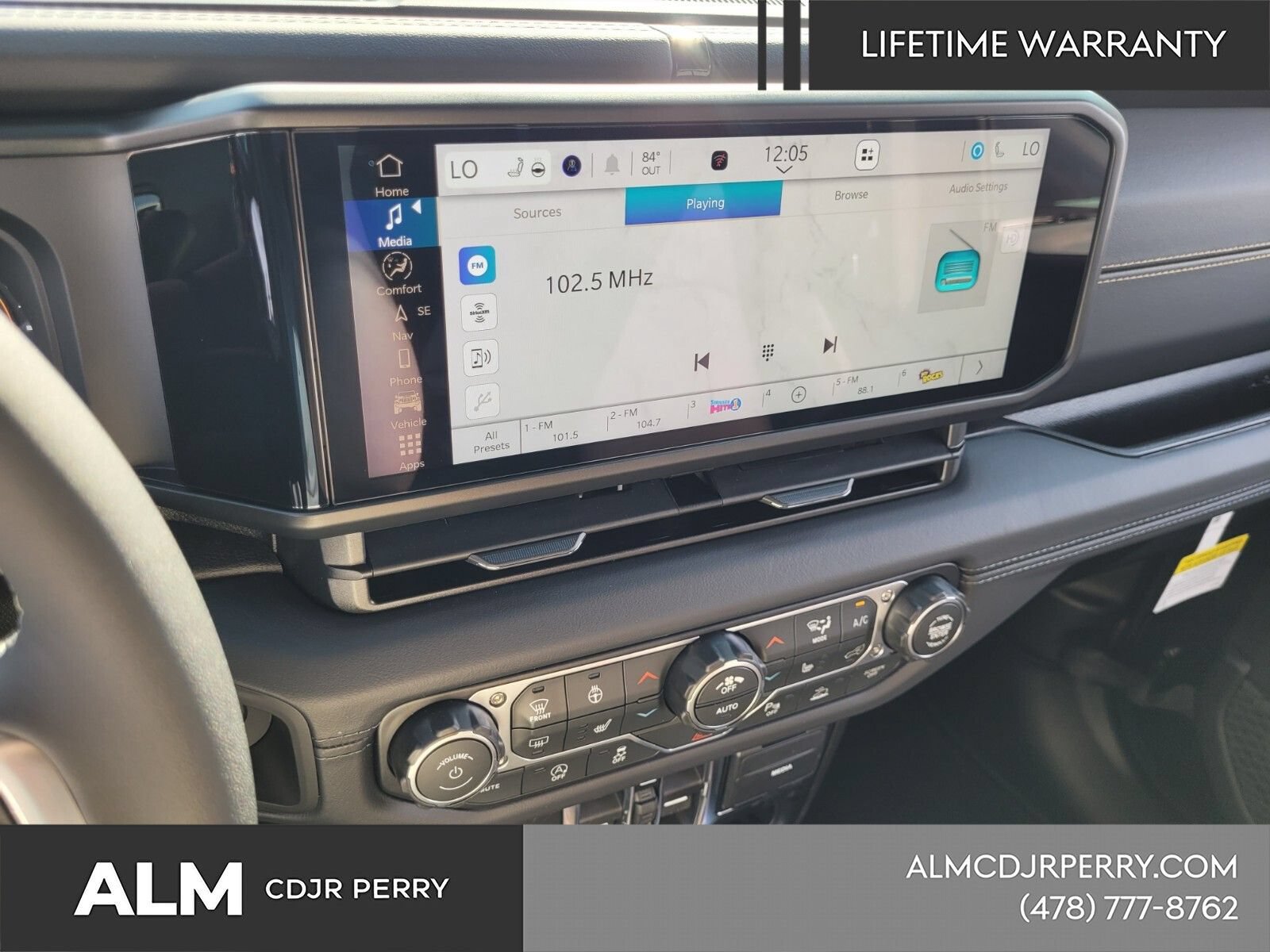 New 2026 Jeep Wrangler Unlimited Sahara AWD/4WD image 21