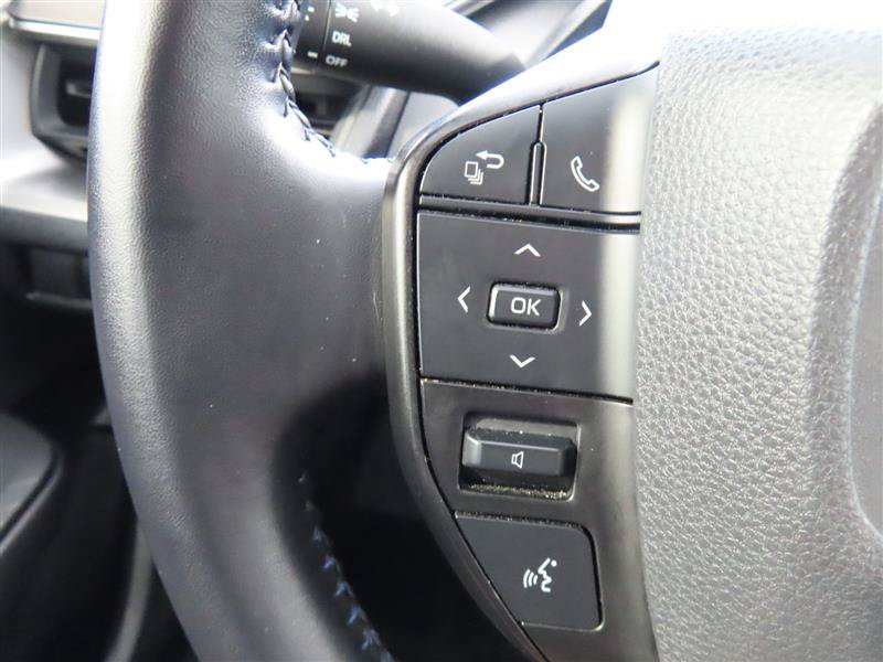Used 2024 Toyota Prius LE FWD image 21