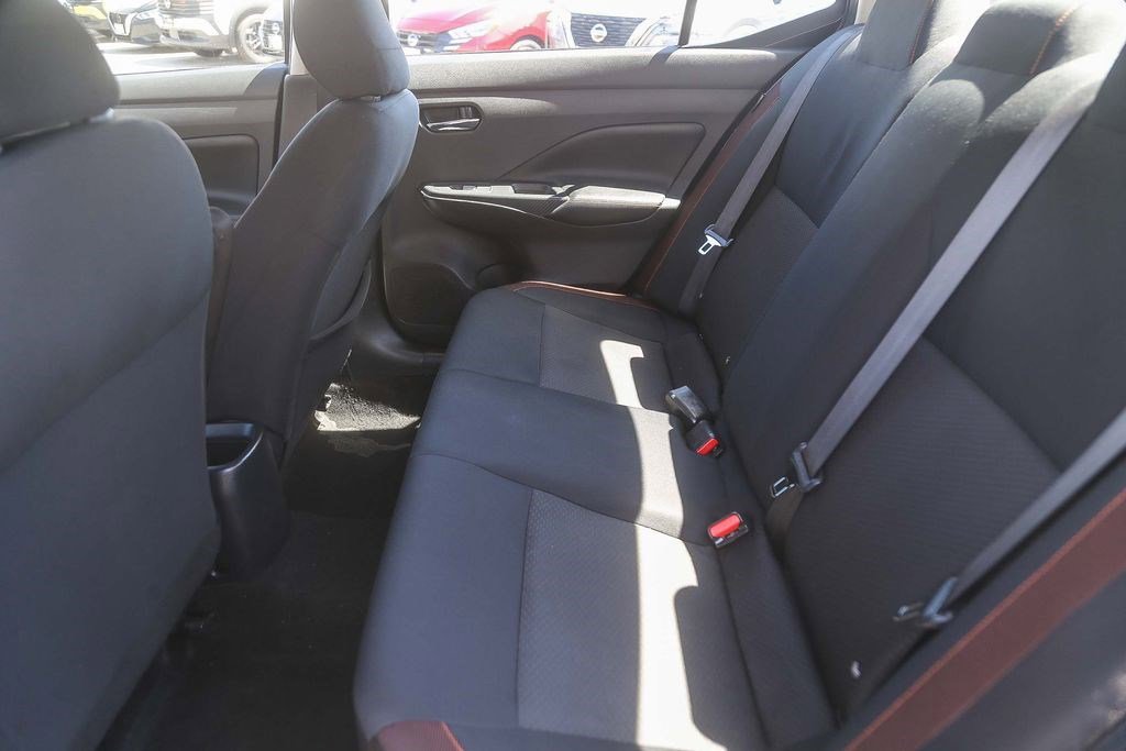 Used 2020 Nissan Versa SR FWD image 17
