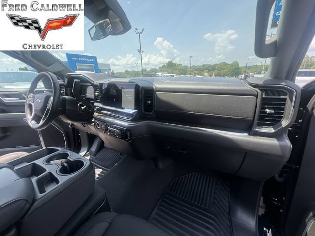 Used 2023 Chevrolet Silverado 1500 LT AWD/4WD image 34