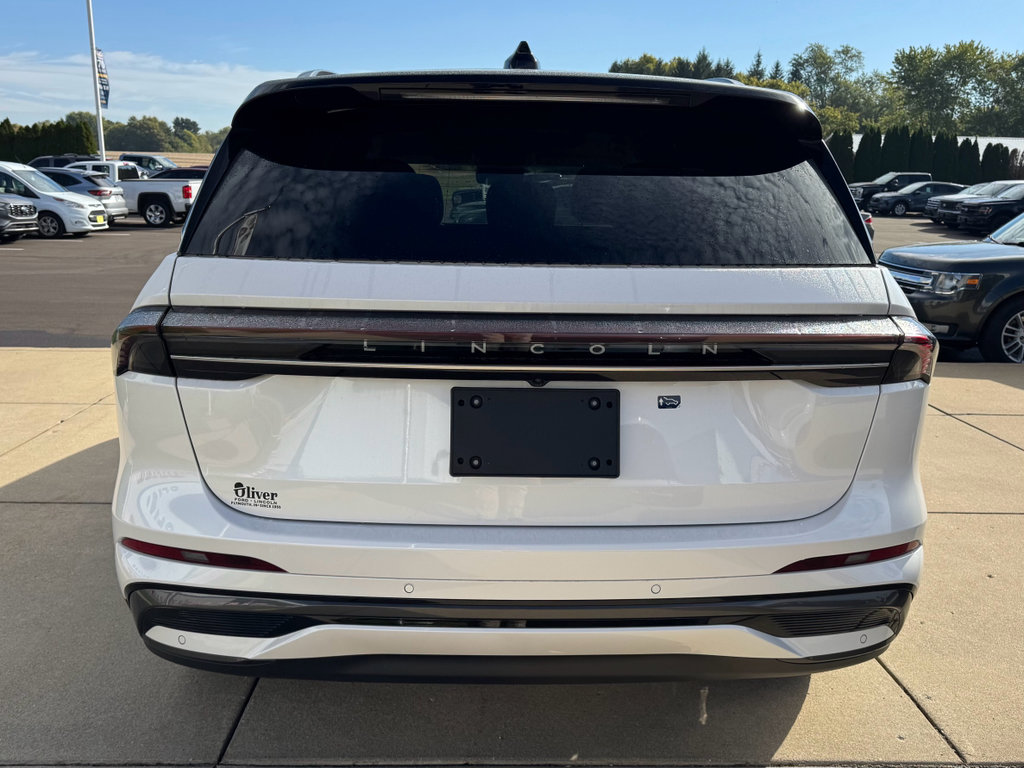 New 2026 Lincoln Nautilus Reserve w/ Jet Appearance Package image 7