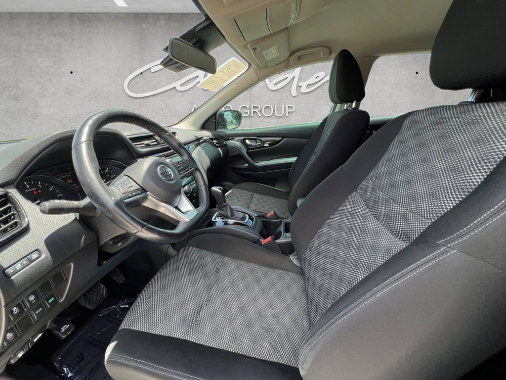 Used 2021 Nissan Rogue Sport SV FWD image 19
