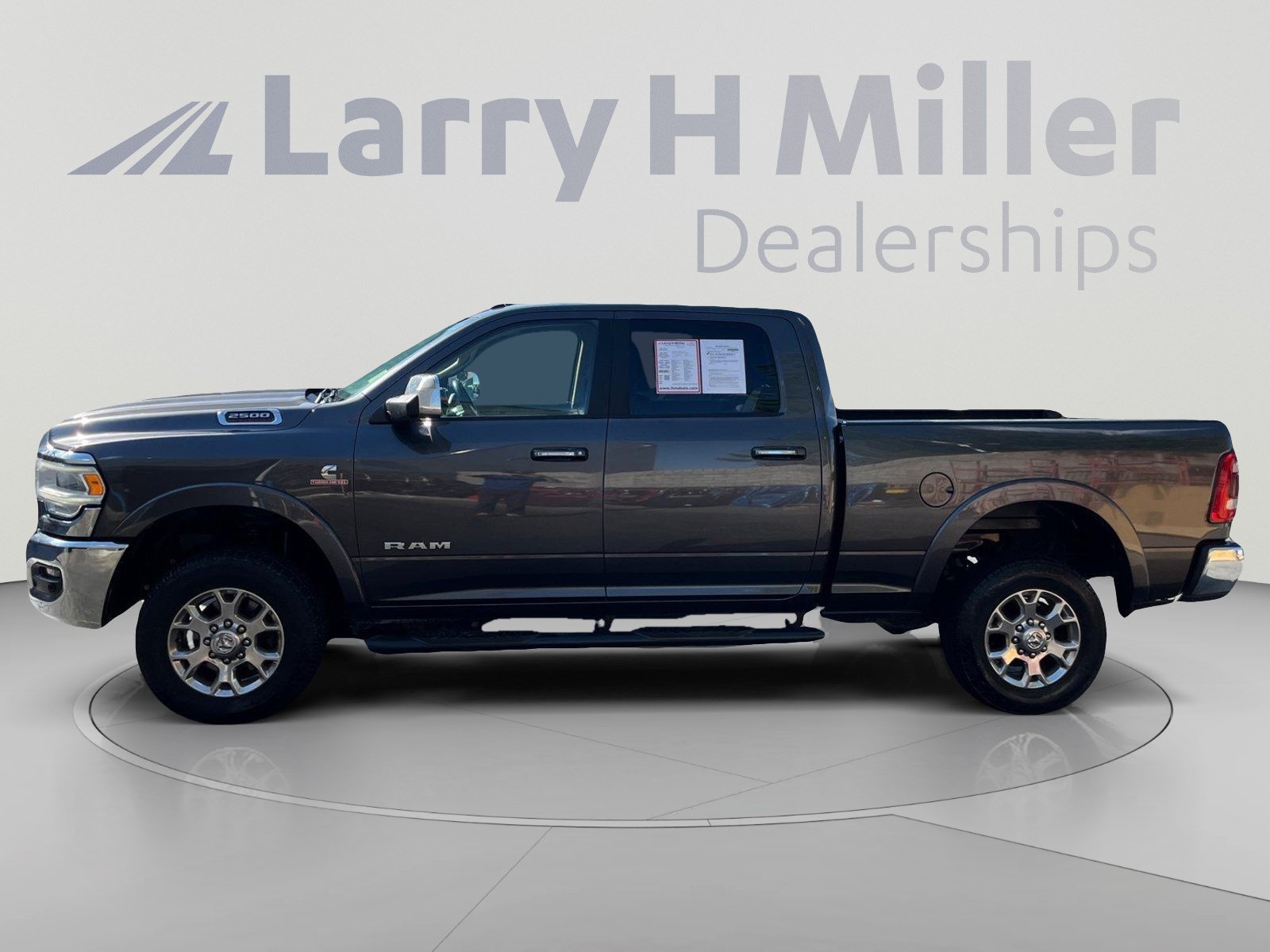 Used 2020 RAM 2500 Laramie AWD/4WD image 2