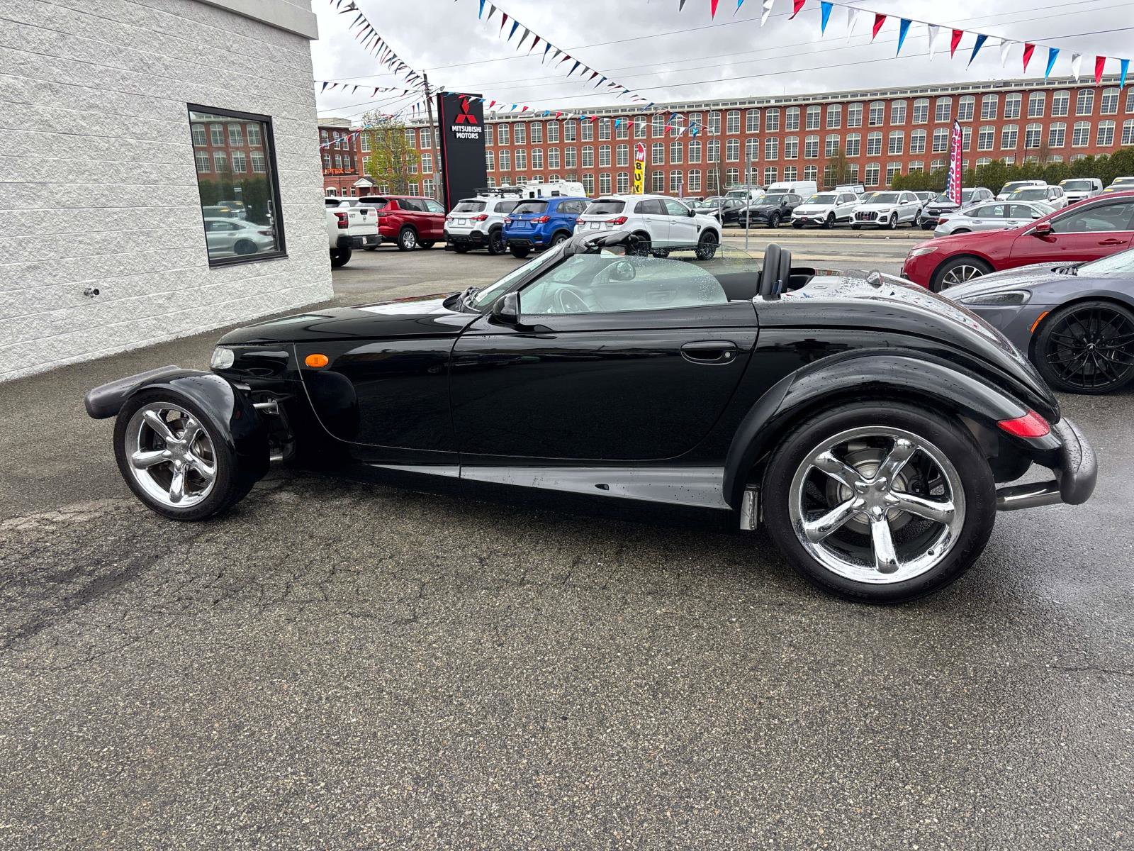 Used 1999 Plymouth Prowler RWD image 2