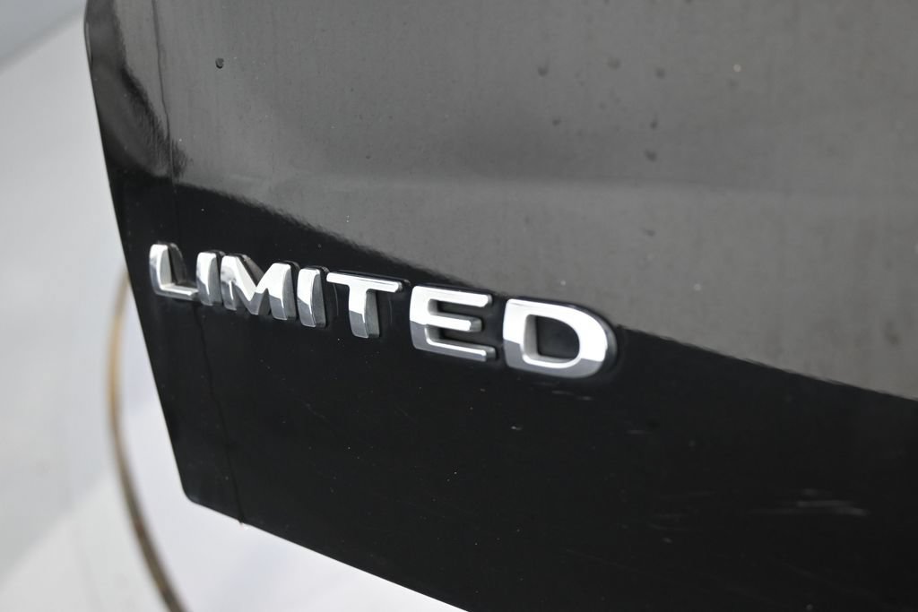 Used 2024 Ford Expedition Limited RWD image 38