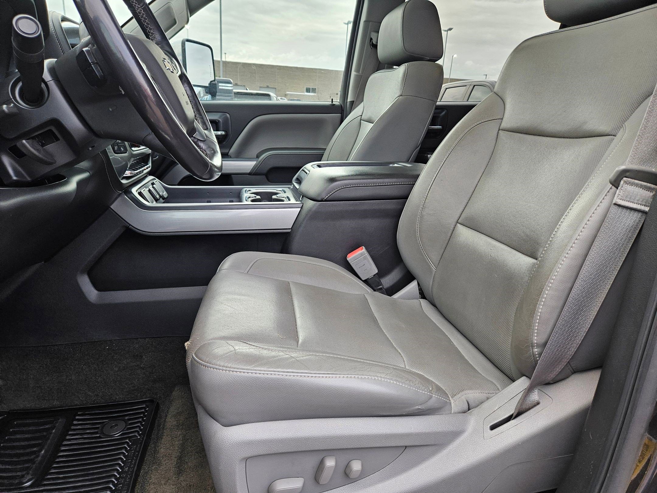 Used 2015 Chevrolet Silverado 3500 LTZ w/ Duramax Plus Package image 15