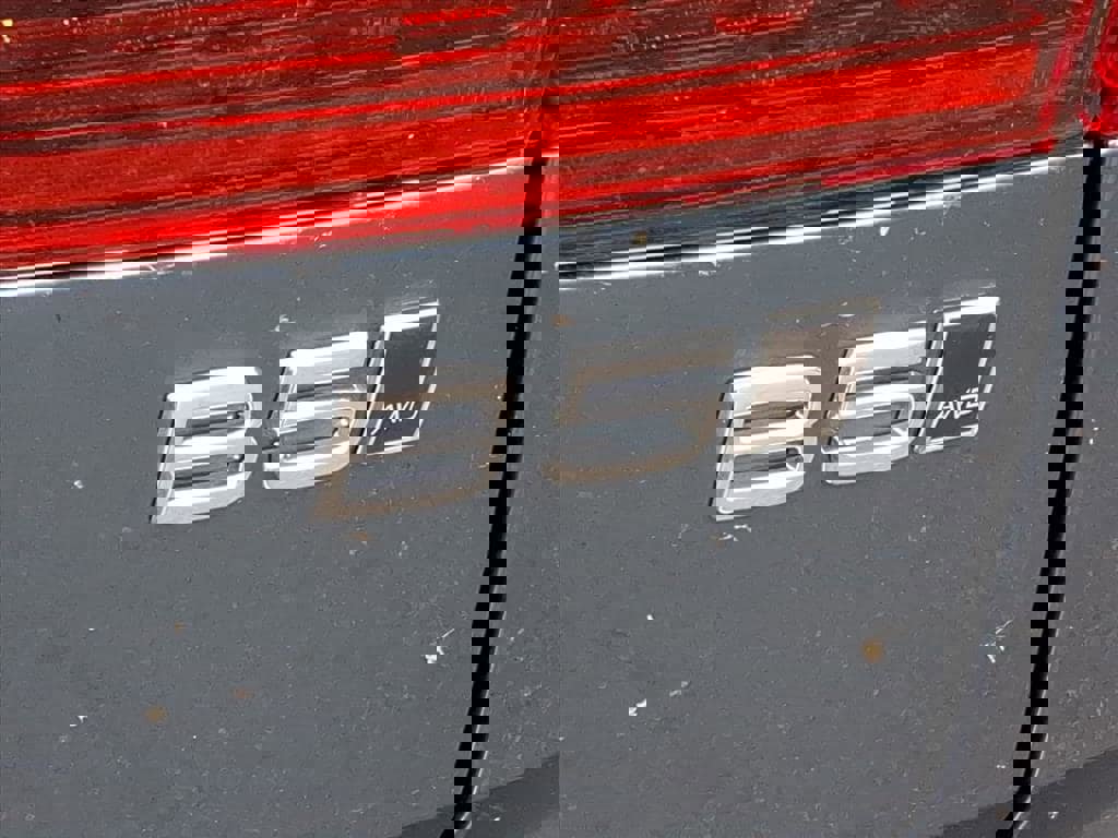 New 2026 Volvo XC60 B5 Plus w/ Protection Package Premier image 6