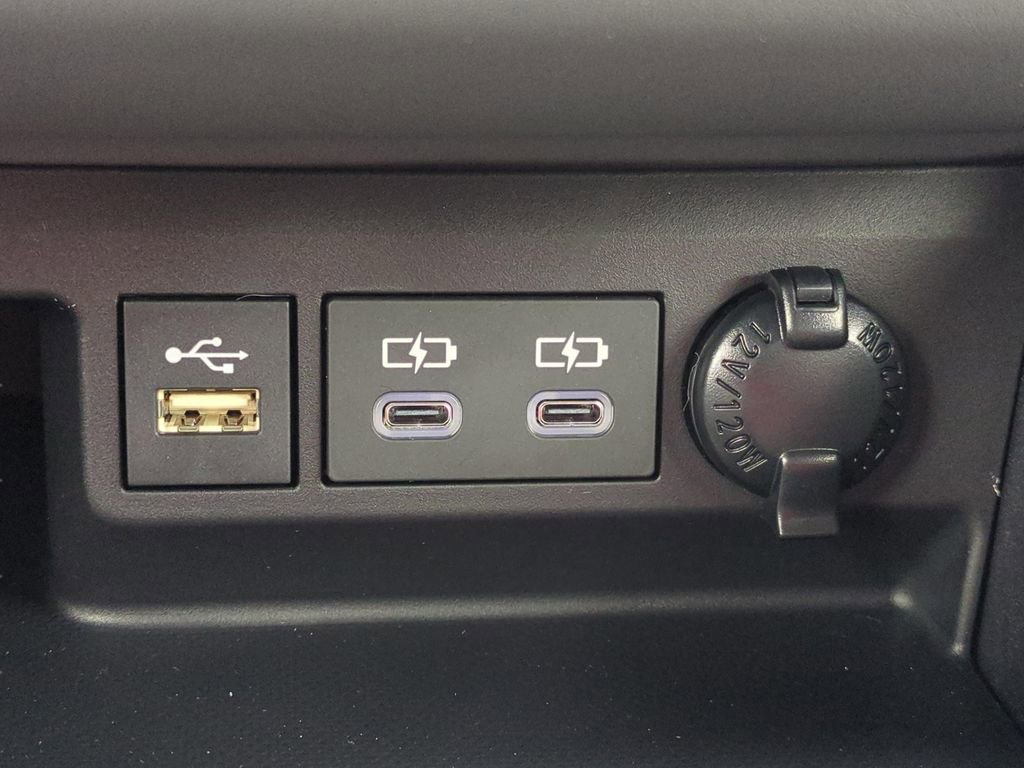 New 2026 Toyota Highlander XLE image 22