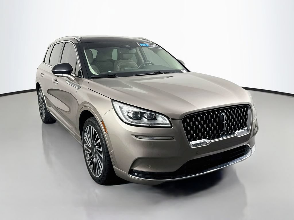 Used 2020 Lincoln Corsair Reserve w/ Equipment Group 201A FWD image 3