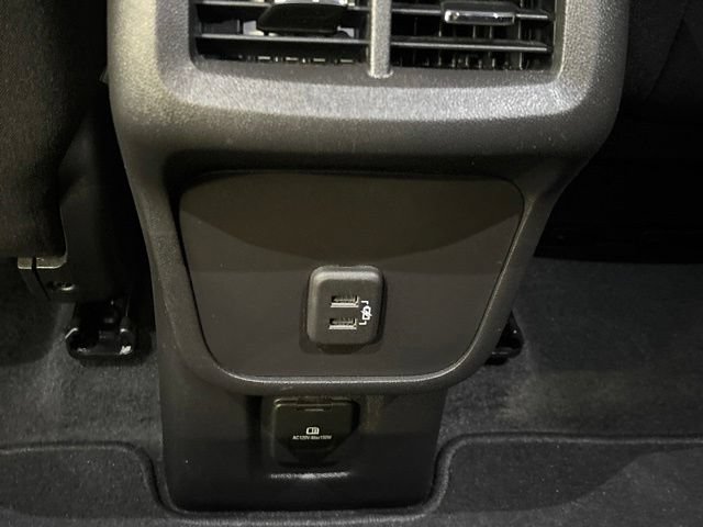 Used 2024 Chevrolet Equinox LT FWD image 24