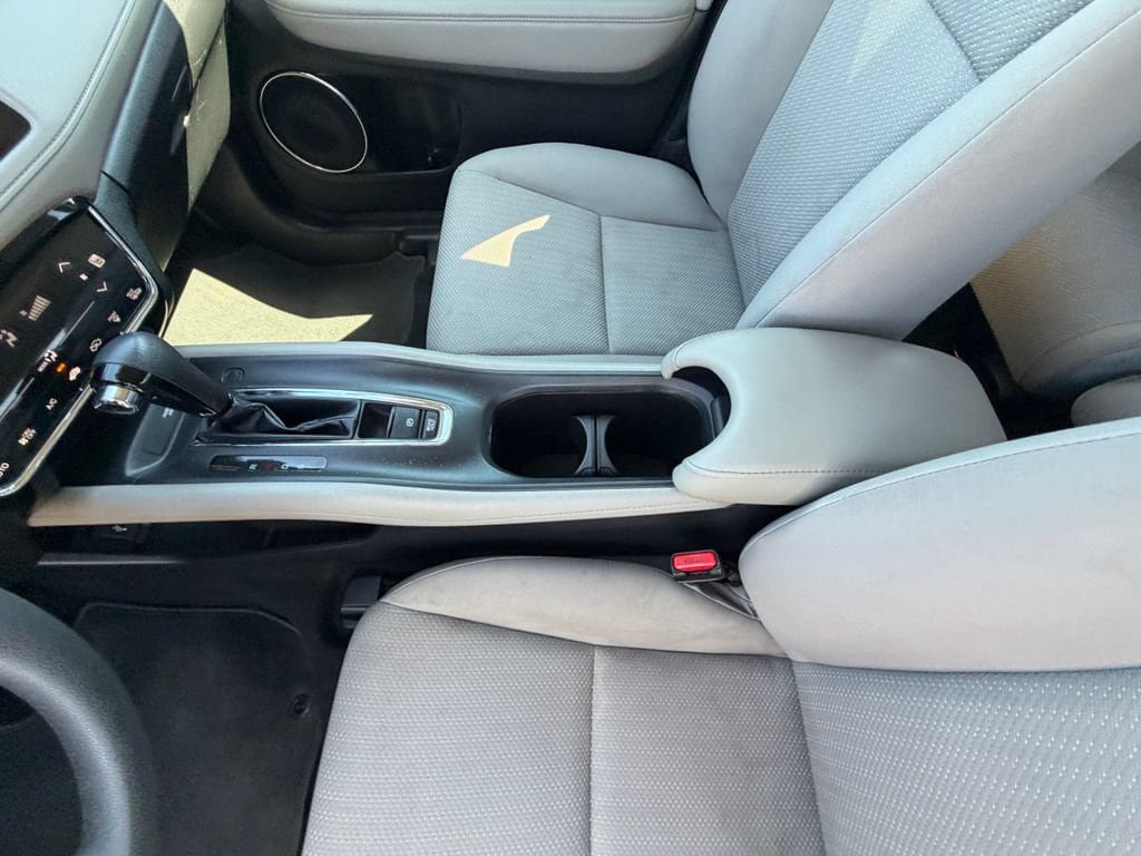 Used 2017 Honda HR-V EX image 18