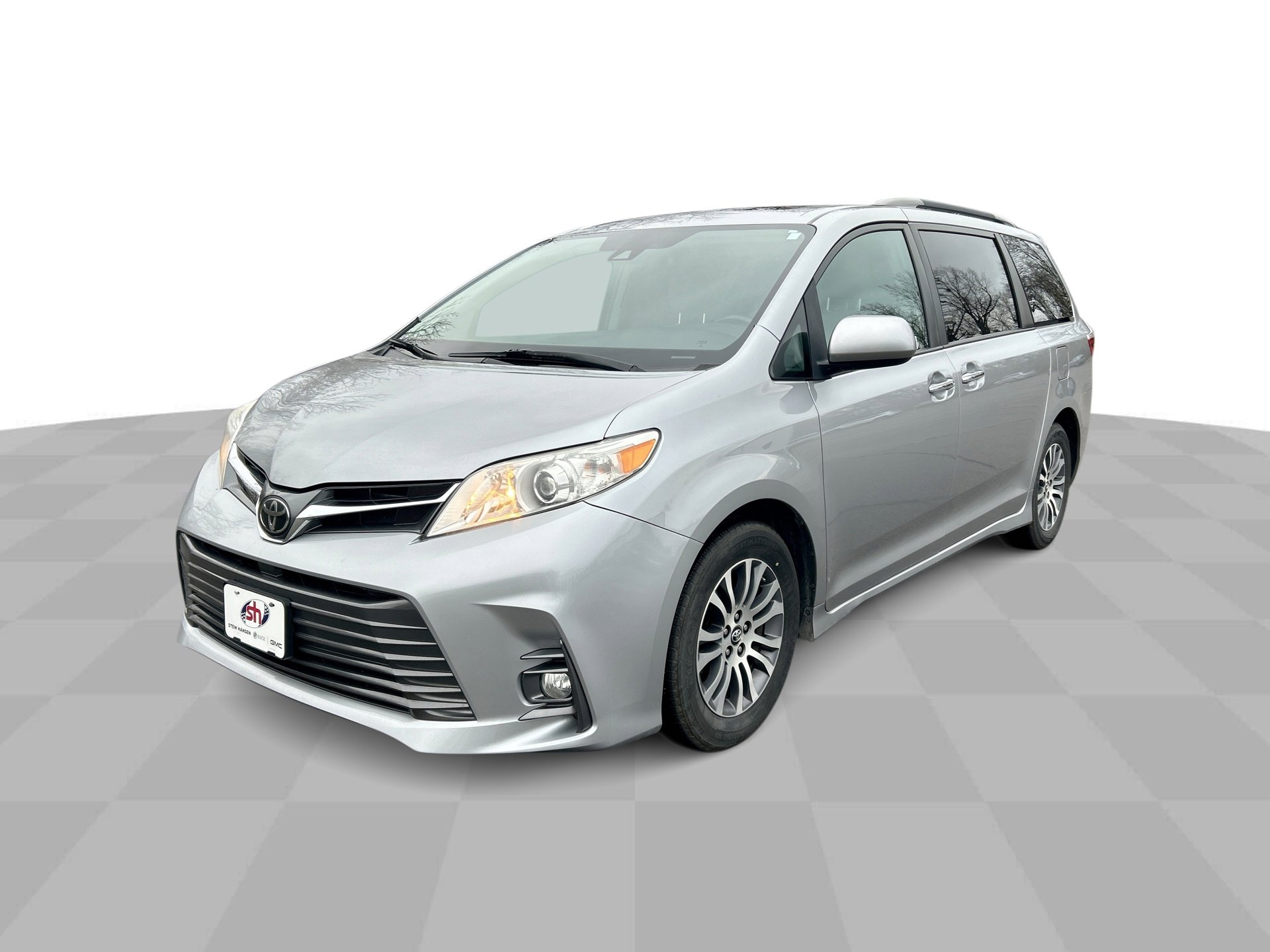 Used 2018 Toyota Sienna XLE Premium