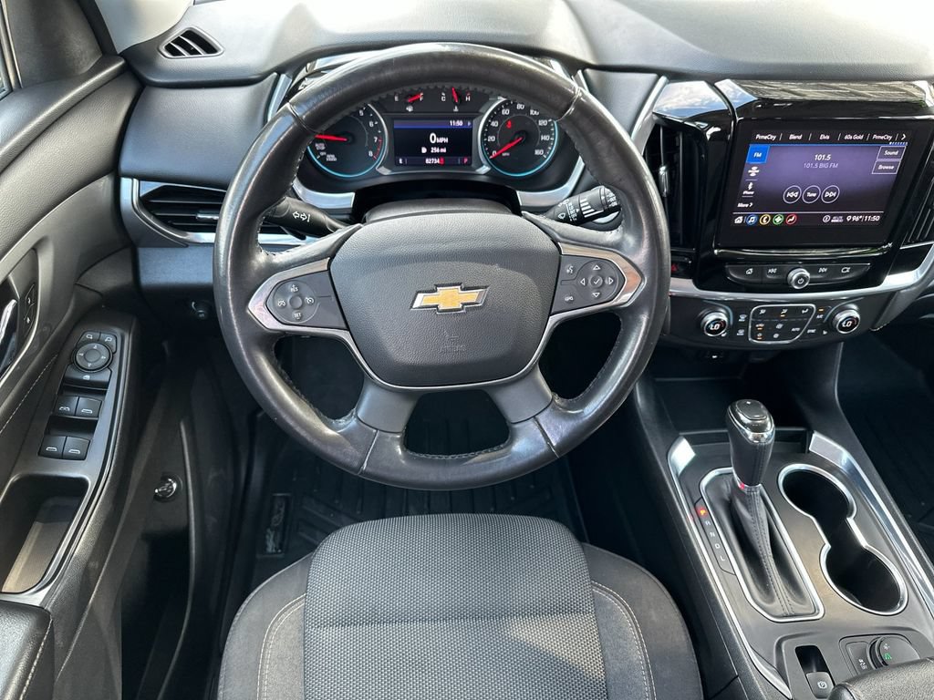 Used 2020 Chevrolet Traverse LT FWD image 13
