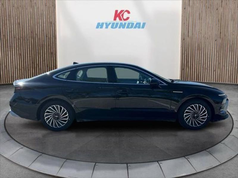 New 2025 Hyundai Sonata SEL image 6