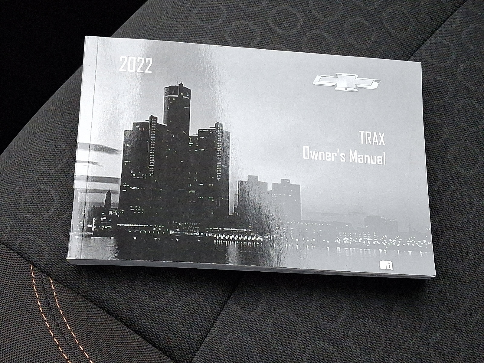 Certified 2022 Chevrolet Trax LS w/ Tint and Cruise Package image 26