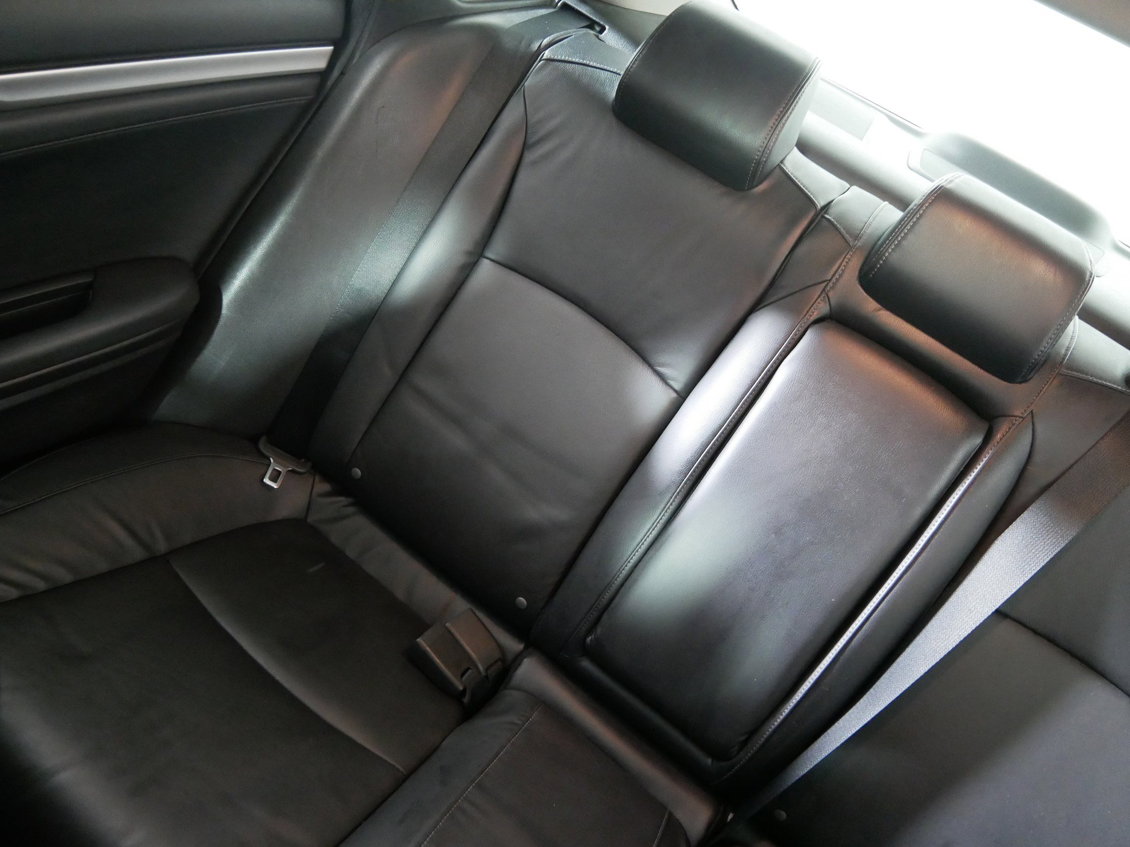 Used 2016 Honda Civic Touring image 12