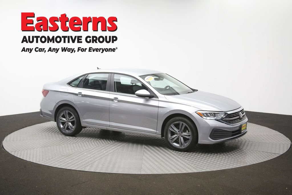 Used 2024 Volkswagen Jetta SE FWD image 46