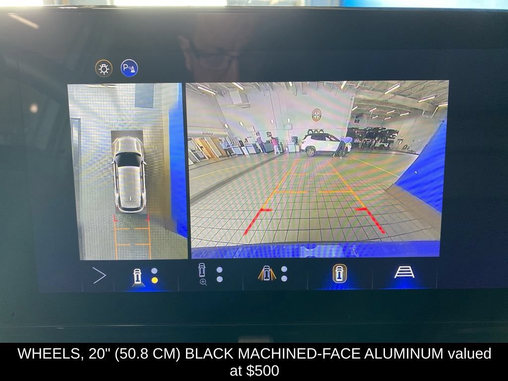 New 2026 Chevrolet Equinox RS w/ Convenience Package III AWD/4WD image 4
