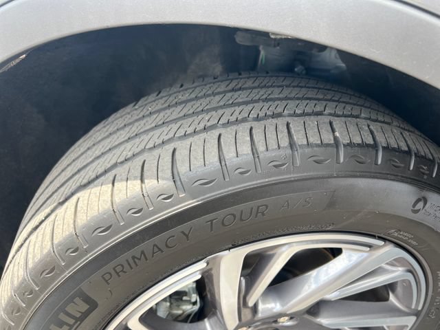 Used 2024 Lincoln Corsair AWD image 31