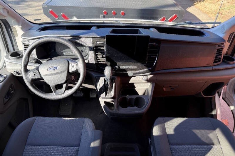 Used 2025 Ford Transit 350 XLT AWD/4WD image 11