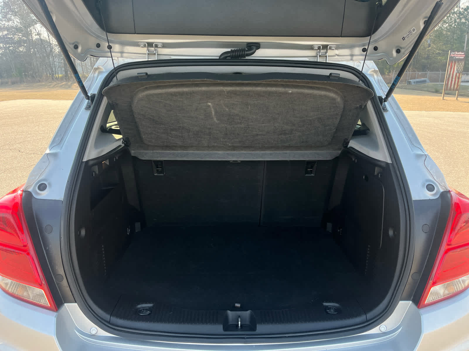 Used 2019 Chevrolet Trax LT w/ LT Convenience Package image 15