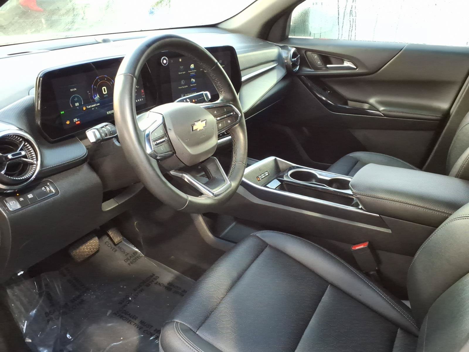 Used 2025 Chevrolet Equinox LT w/ Convenience Package II FWD image 9