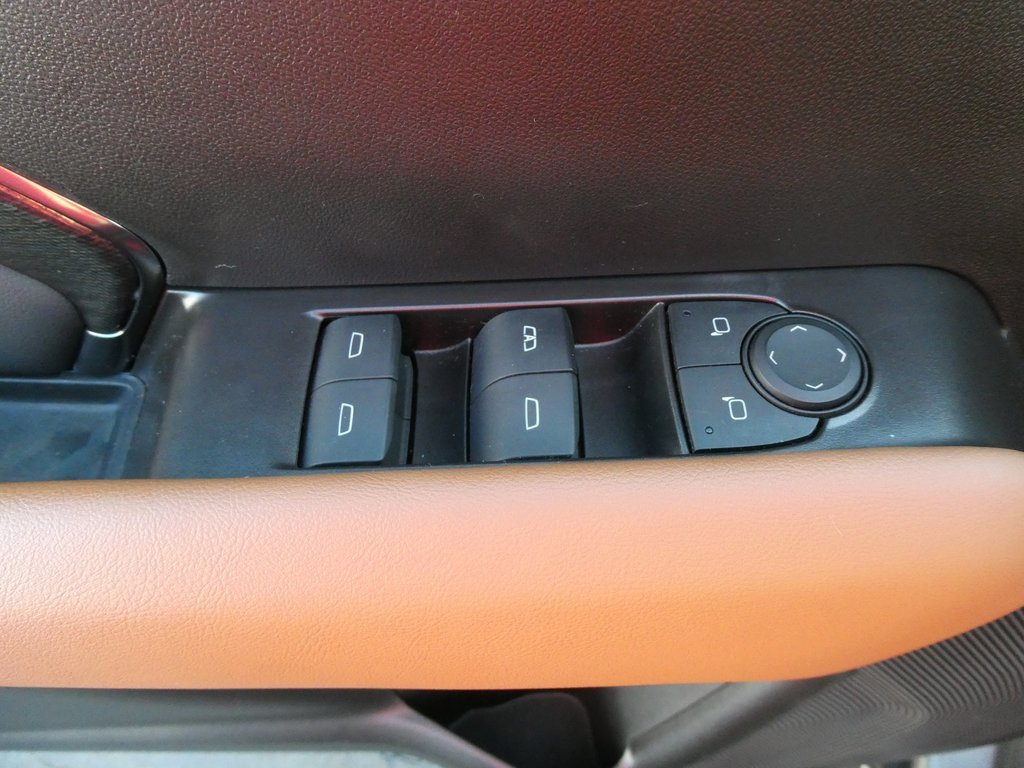 Certified 2024 GMC Canyon AT4 image 21