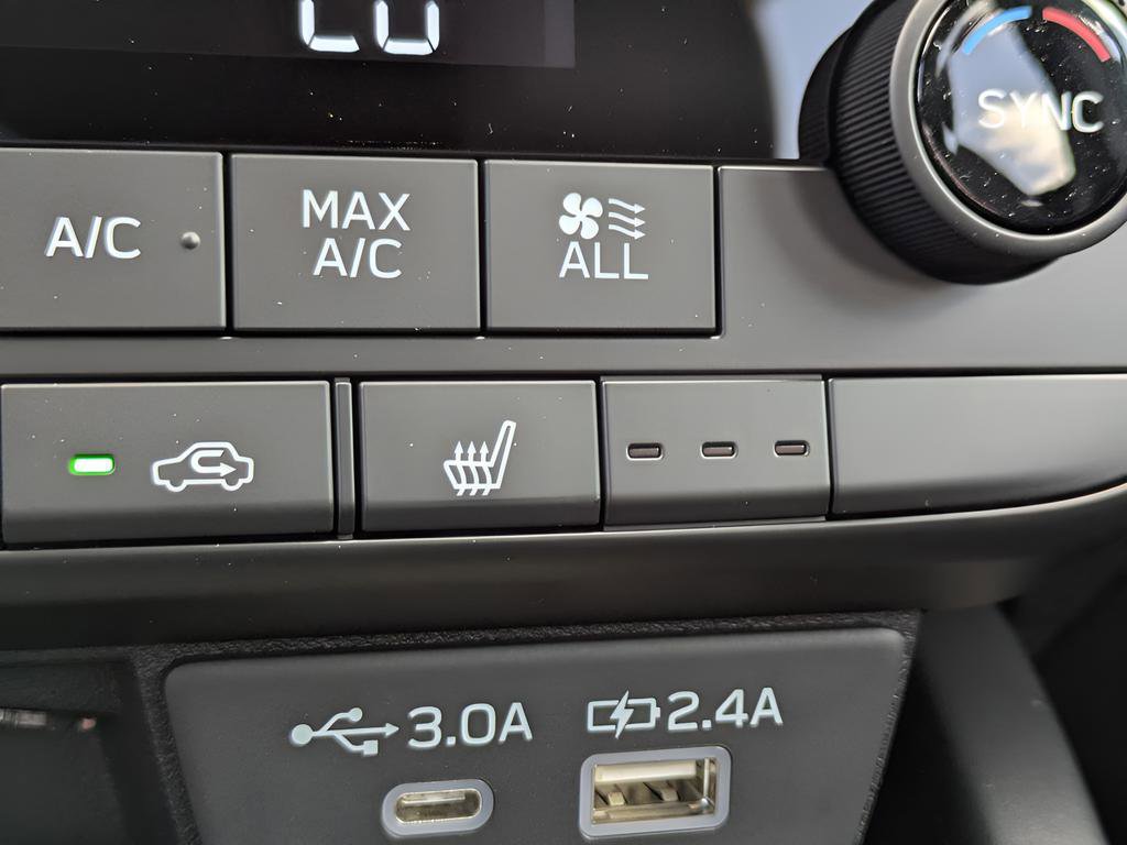 Used 2026 Subaru Outback Premium AWD/4WD image 22