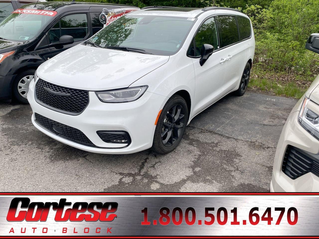 Used 2025 Chrysler Pacifica Limited