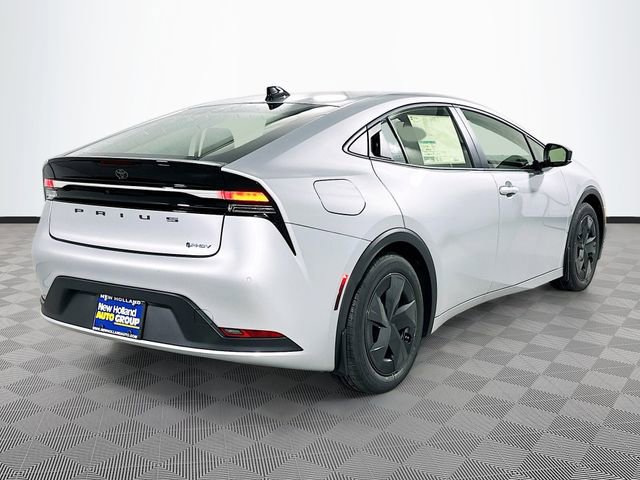 New 2026 Toyota Prius Plug-In Hybrid image 4