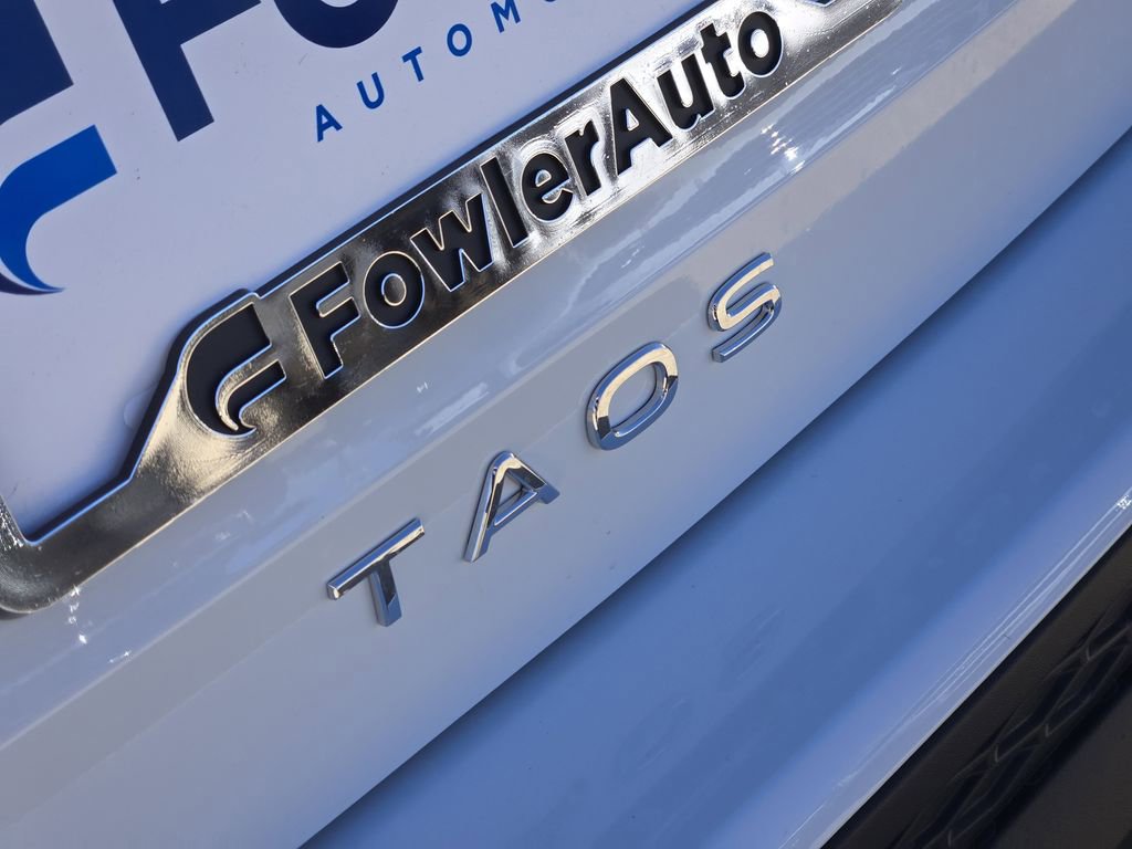 New 2026 Volkswagen Taos S image 8