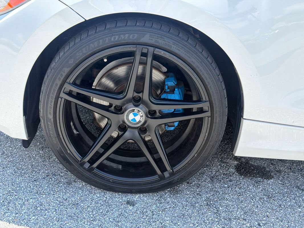 Used 2013 BMW 128i Convertible RWD image 9