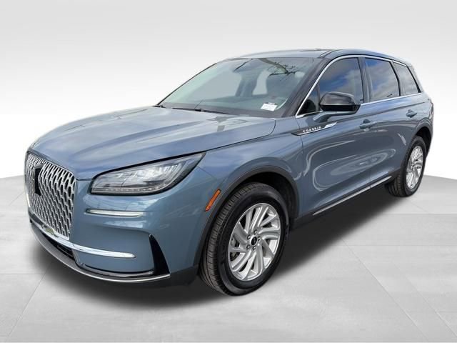 Used 2023 Lincoln Corsair FWD image 3