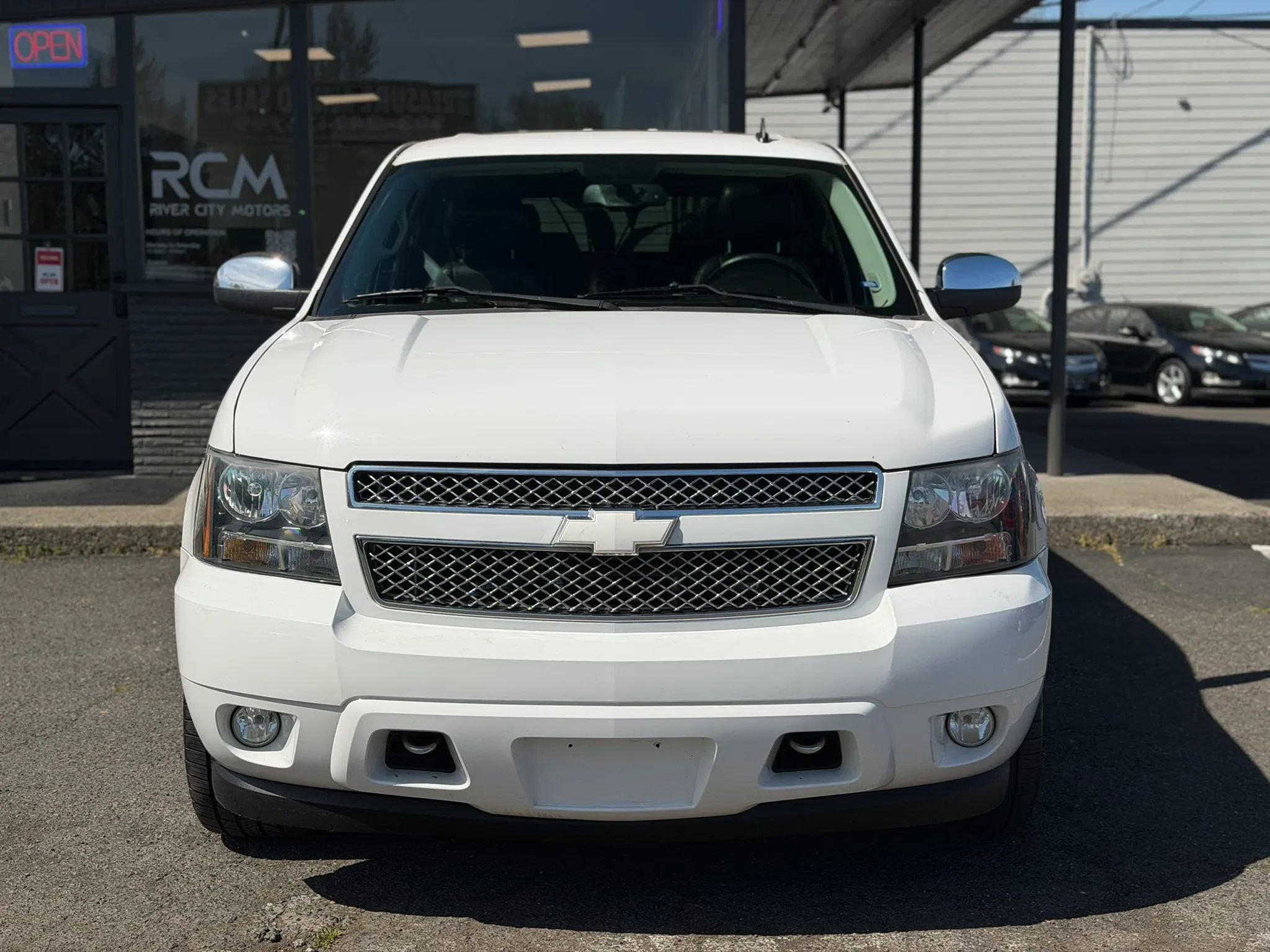 Used 2013 Chevrolet Tahoe LTZ image 2
