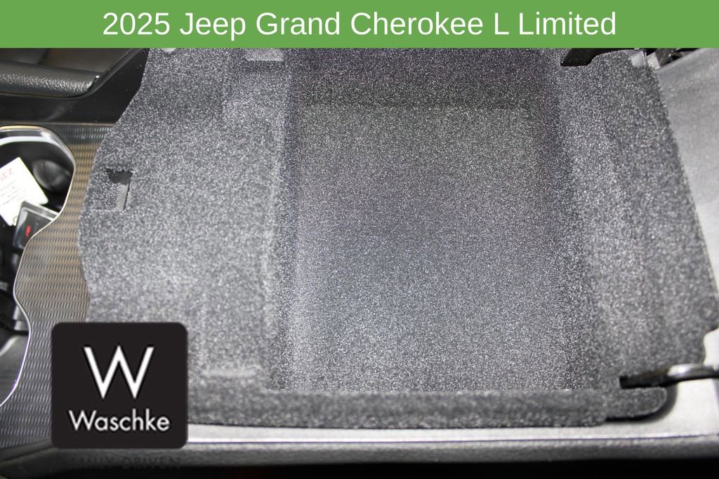 New 2025 Jeep Grand Cherokee L Limited w/ Trailer Tow Package image 38