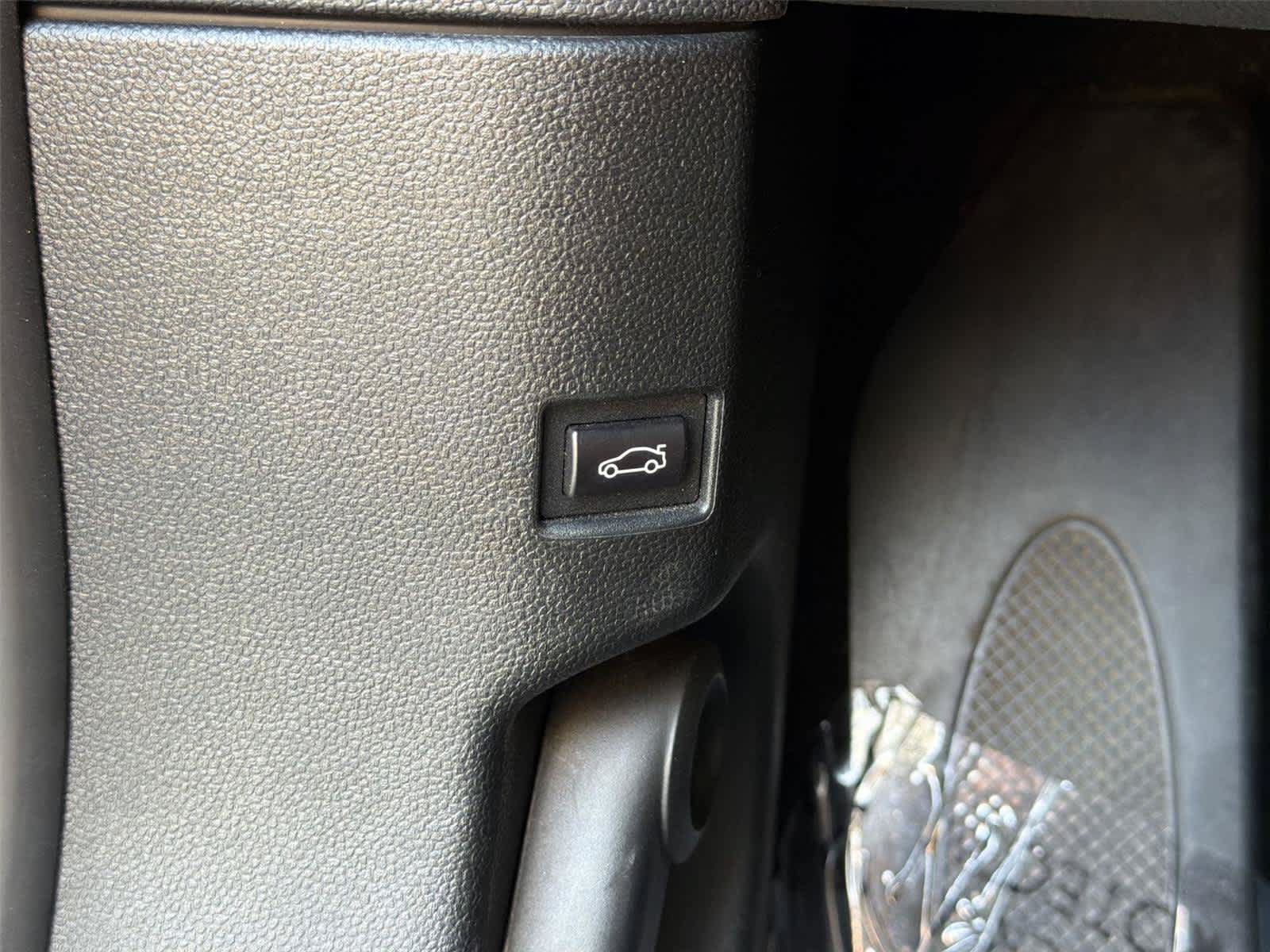 Used 2020 MINI Cooper Clubman S FWD image 40