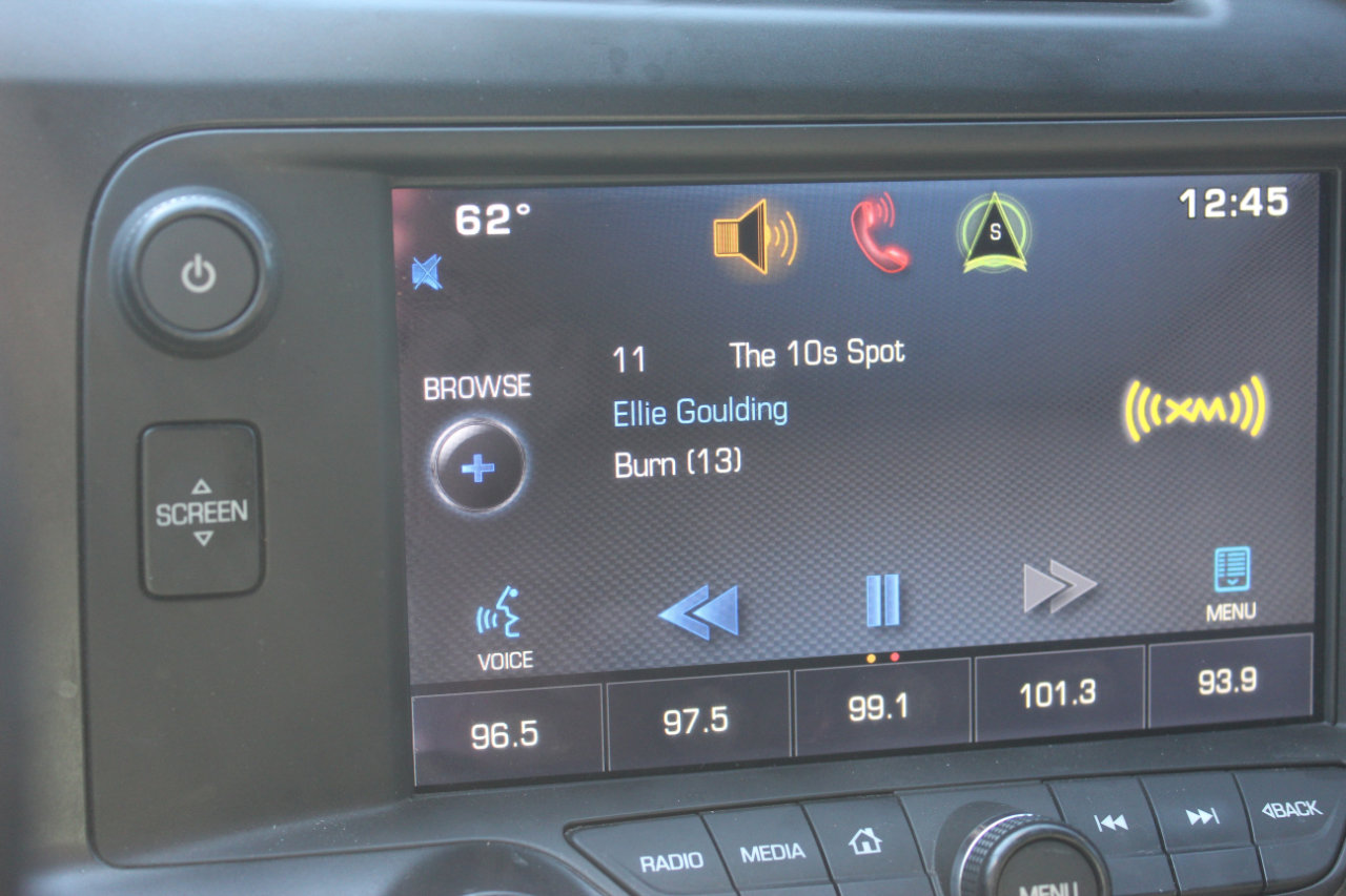 Used 2015 Chevrolet Corvette Stingray Convertible w/ 3LT Preferred Equipment Group image 31