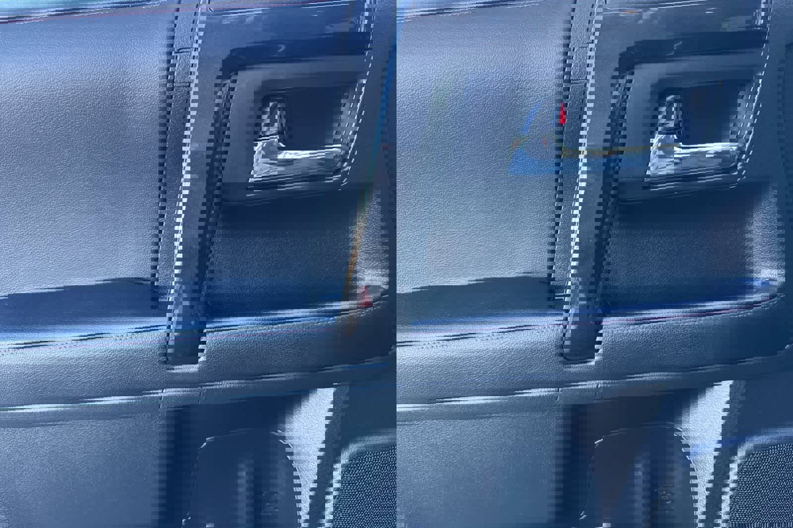 Used 2024 Toyota 4Runner TRD Off-Road Premium image 12