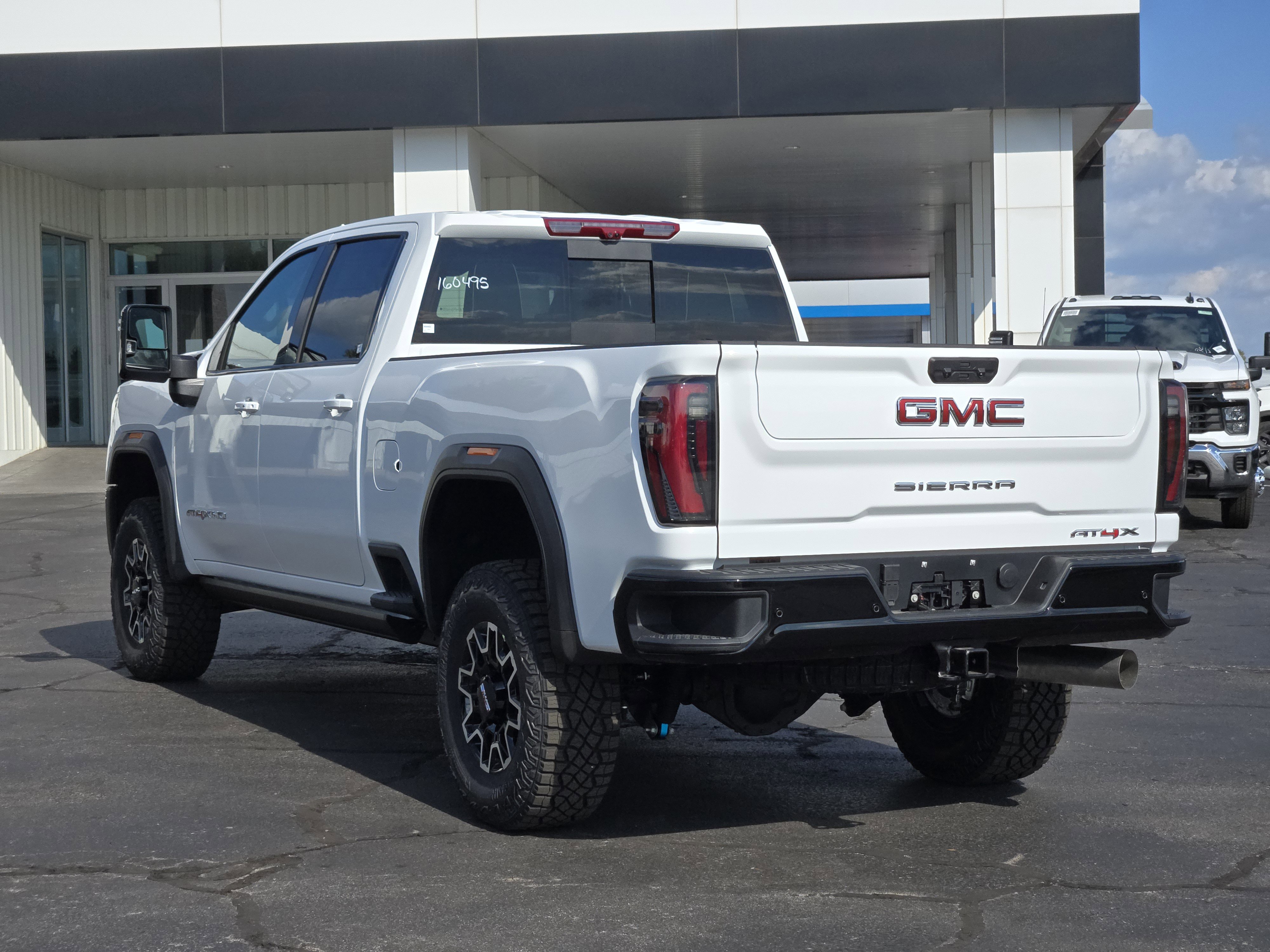 New 2026 GMC Sierra 2500 AT4X image 3