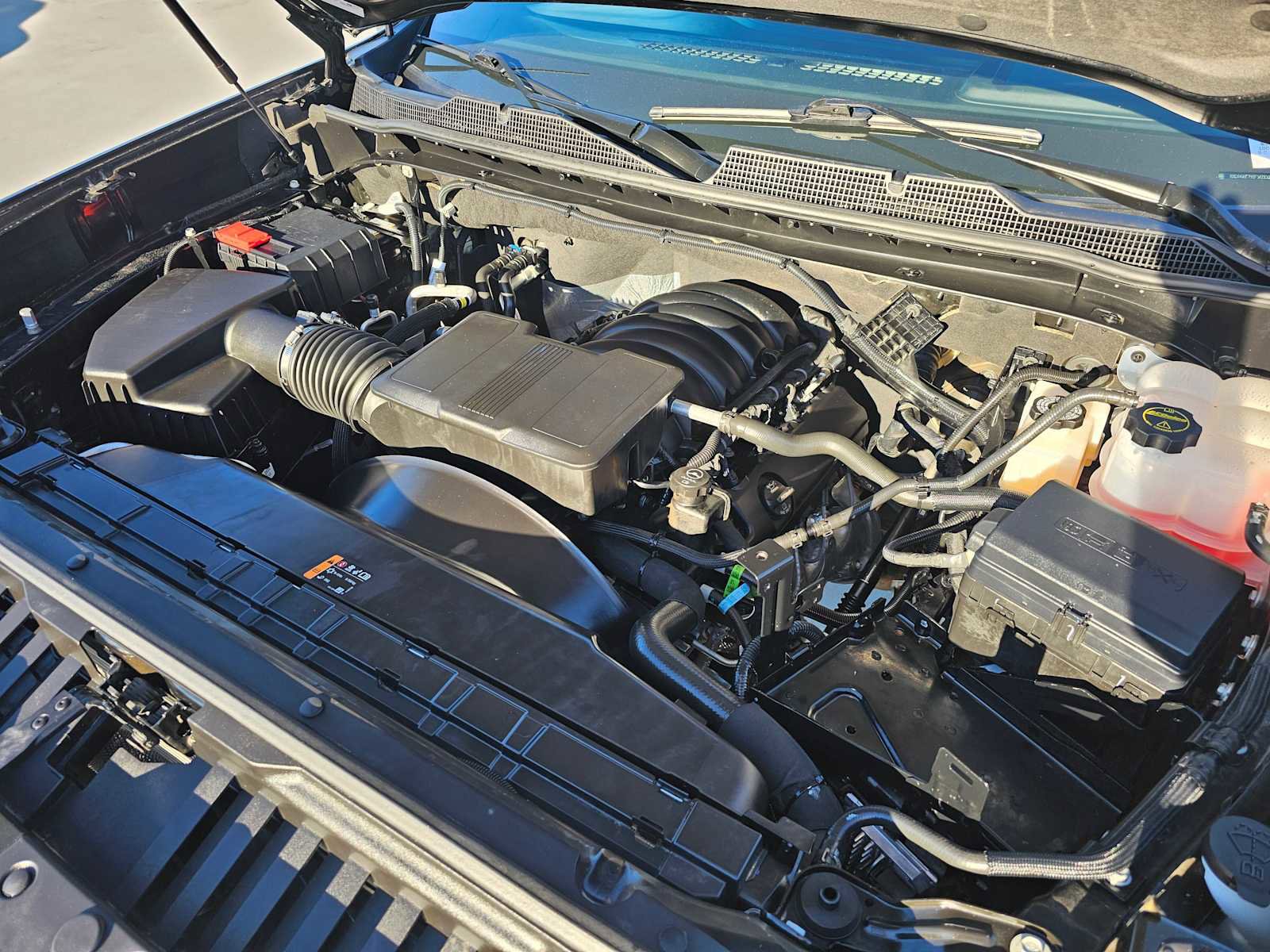 Used 2025 Chevrolet Silverado 3500 High Country w/ Technology Package image 23