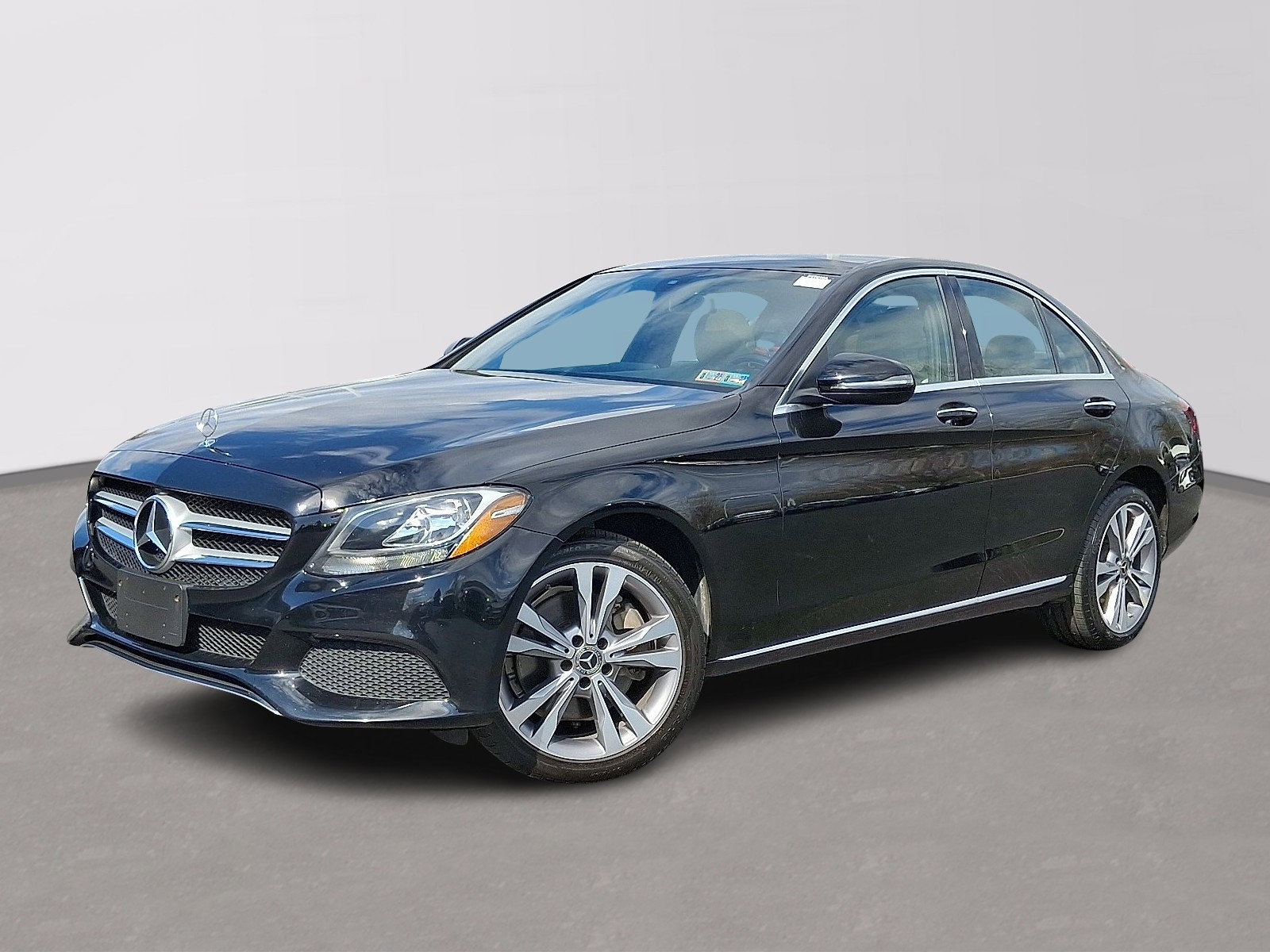 Used 2018 Mercedes-Benz C 300 4MATIC Sedan image 1