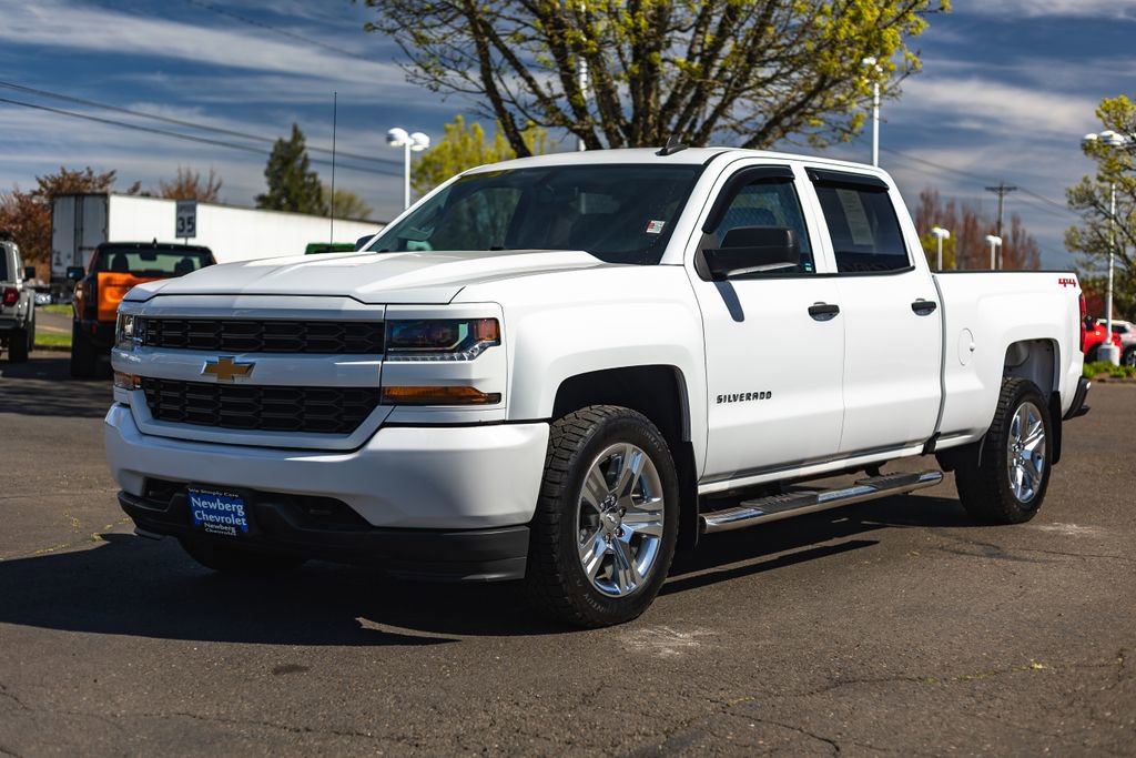 Used 2018 Chevrolet Silverado 1500 Custom w/ Custom Value Package AWD/4WD image 6